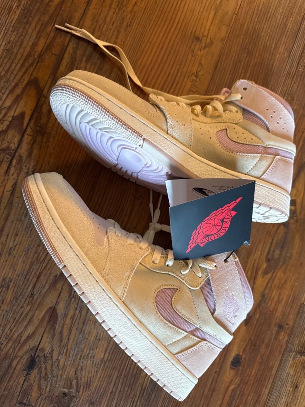 Nike Air Jordan 1 High Zoom Air CMFT 2 Women's Size 12m New With Tag